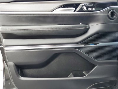 2023 Jeep Grand Wagoneer Series II