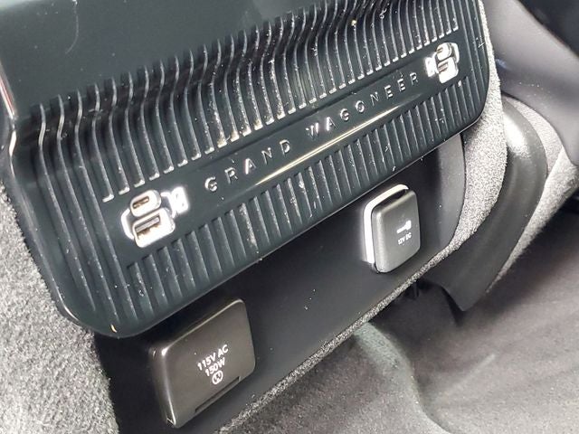 2023 Jeep Grand Wagoneer Series II