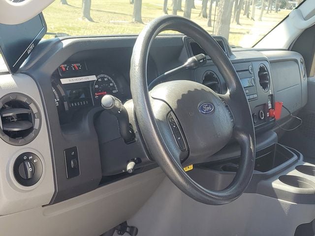 2012 Ford E-350SD Base Cutaway