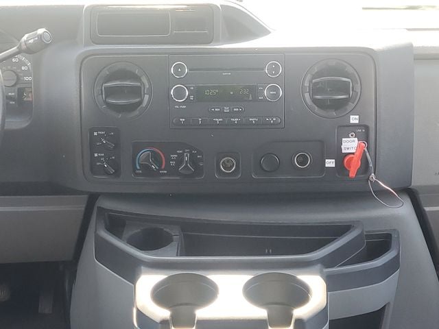 2012 Ford E-350SD Base Cutaway