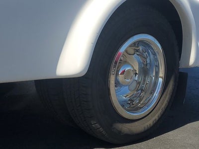 2012 Ford E-350SD Base Cutaway