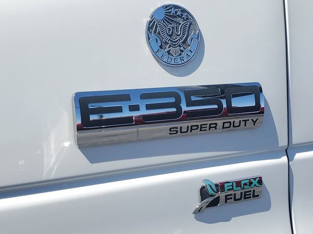 2012 Ford E-350SD Base Cutaway