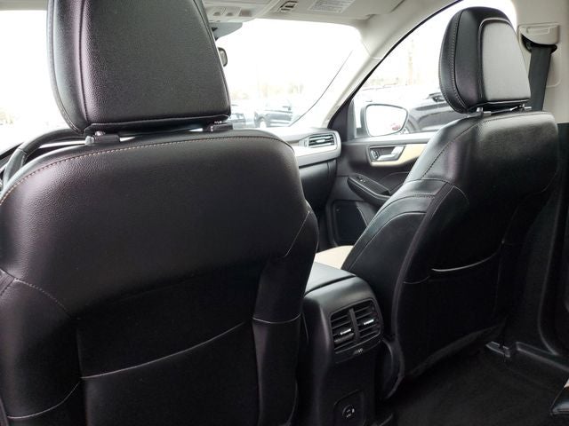 2021 Ford Escape Hybrid Titanium