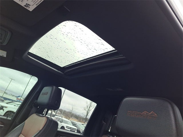 2024 Chevrolet Silverado 3500HD High Country