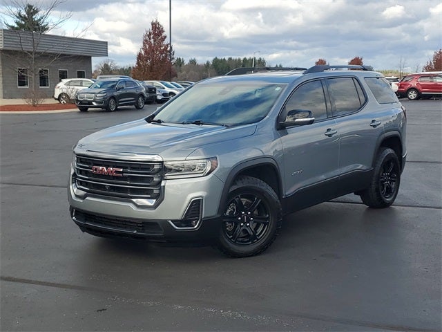 2023 GMC Acadia AT4