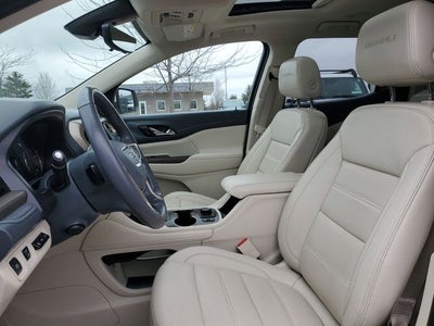 2022 GMC Acadia Denali