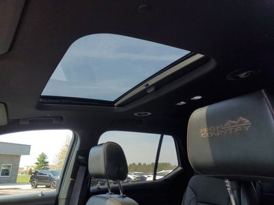 2023 Chevrolet Traverse High Country