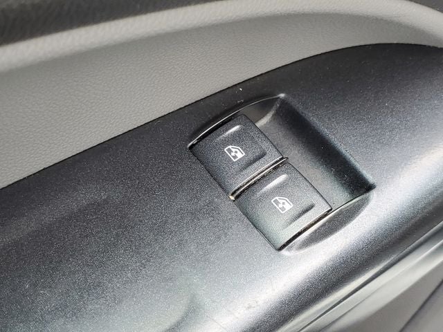 2016 GMC Canyon Base
