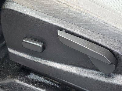 2016 GMC Canyon Base
