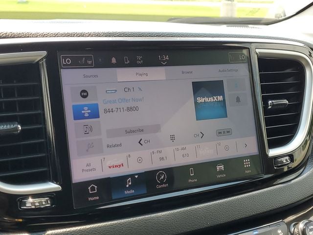 2023 Chrysler Pacifica Touring L