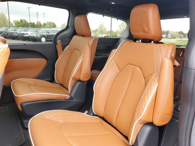 2026 Chrysler Pacifica Pinnacle