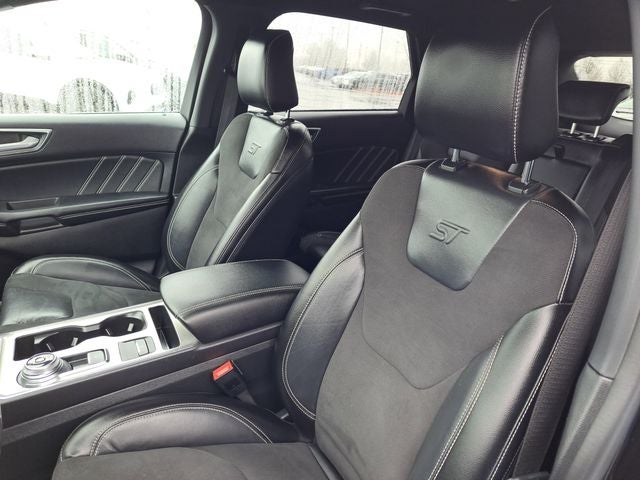 2023 Ford Edge ST