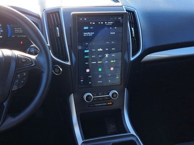 2024 Ford Edge SE
