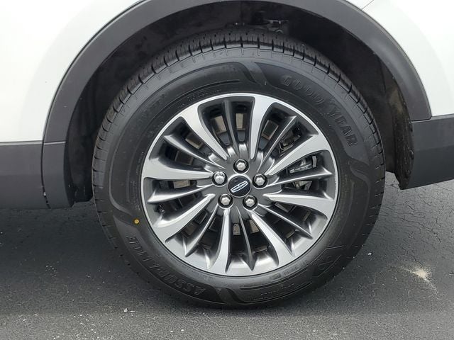 2023 Lincoln Nautilus Standard