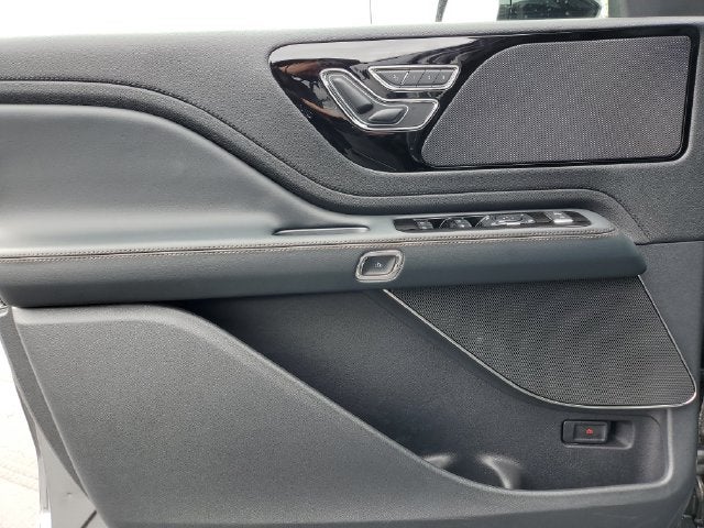 2027 Lincoln Aviator Premiere