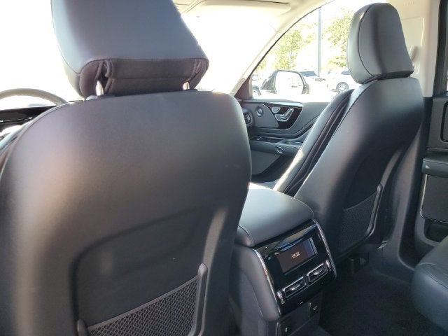 2027 Lincoln Aviator Premiere