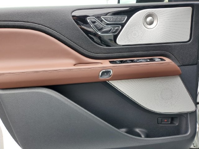 2027 Lincoln Aviator Reserve Premium