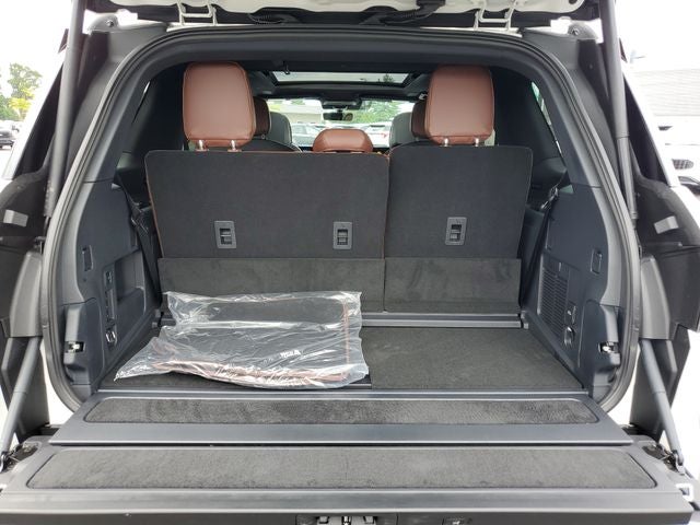2027 Lincoln Navigator Reserve