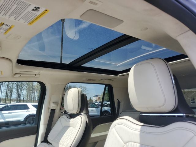 2022 Lincoln Navigator Black Label