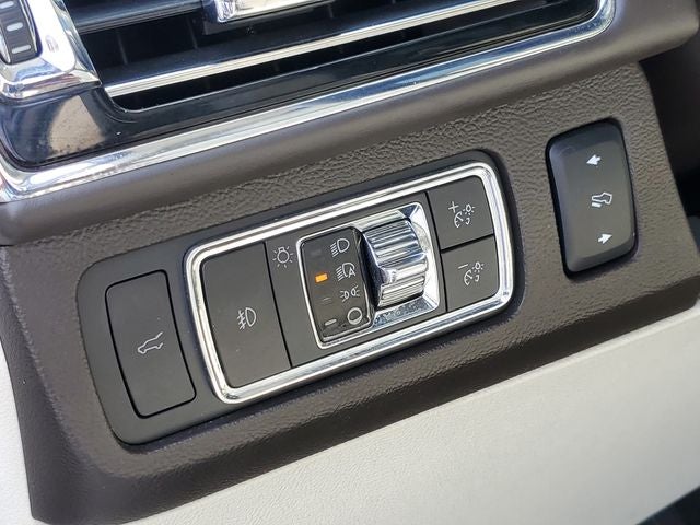 2022 Lincoln Navigator Black Label