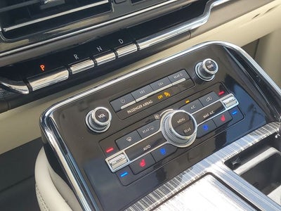 2022 Lincoln Navigator Black Label