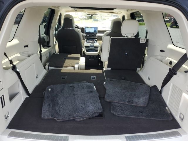 2022 Lincoln Navigator Black Label