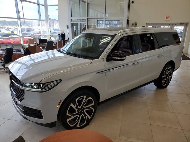 2026 Lincoln Navigator L Reserve