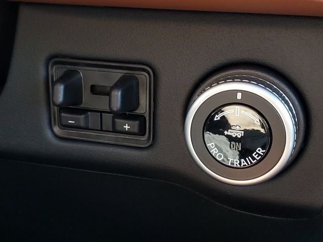 2027 Lincoln Navigator L Reserve