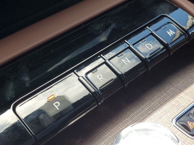 2027 Lincoln Navigator L Reserve