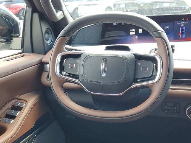 2027 Lincoln Navigator L Reserve