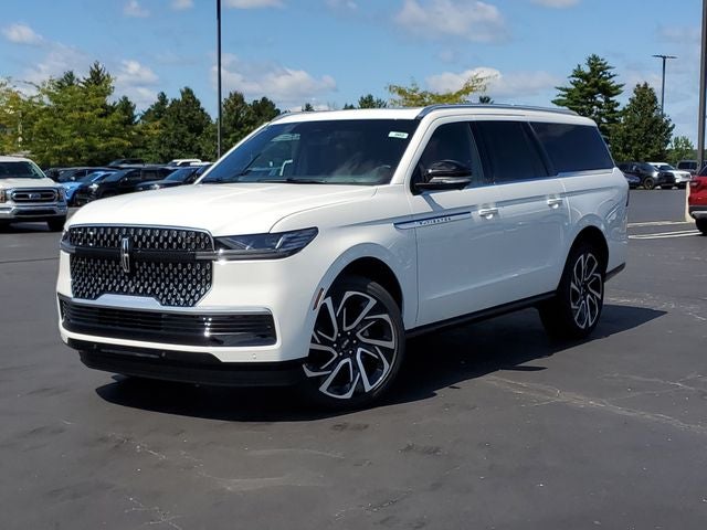 2027 Lincoln Navigator L Reserve