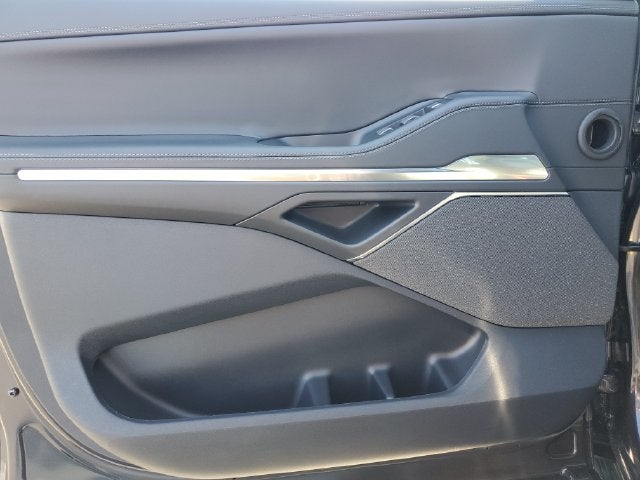 2027 Lincoln Navigator L Reserve
