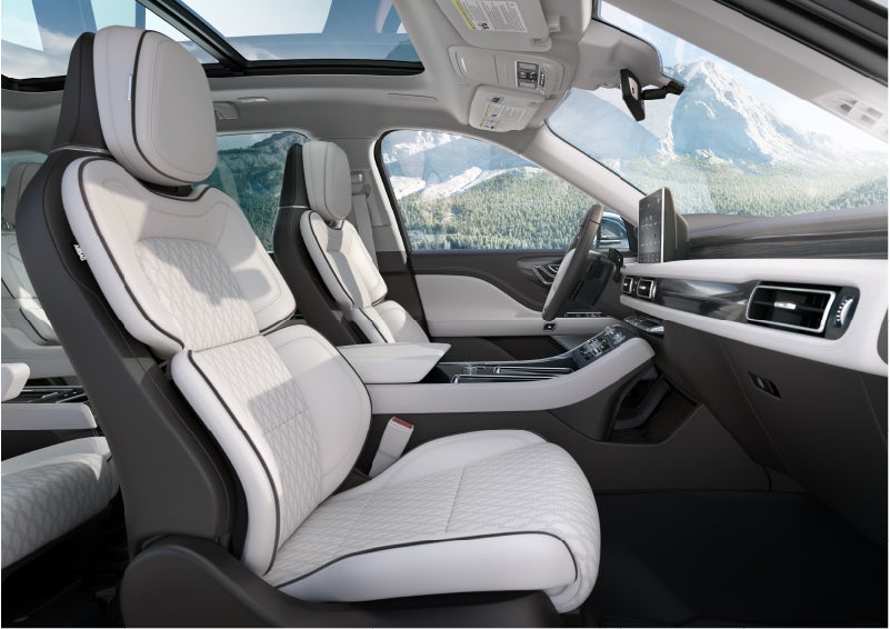 The interior of a Lincoln Aviator® Black Label model is shown in the Chalet theme | Midland Lincoln in Midland MI