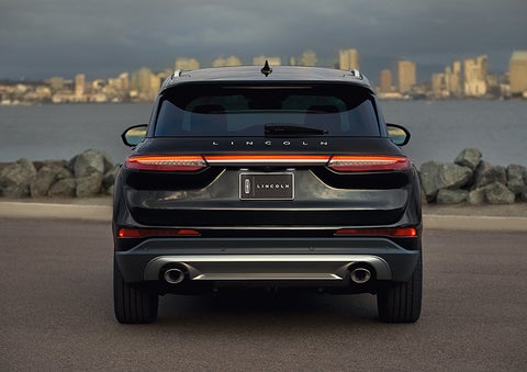 The rear lighting of the 2023 Lincoln Corsair® SUV spans the entire width of the vehicle. | Midland Lincoln in Midland MI