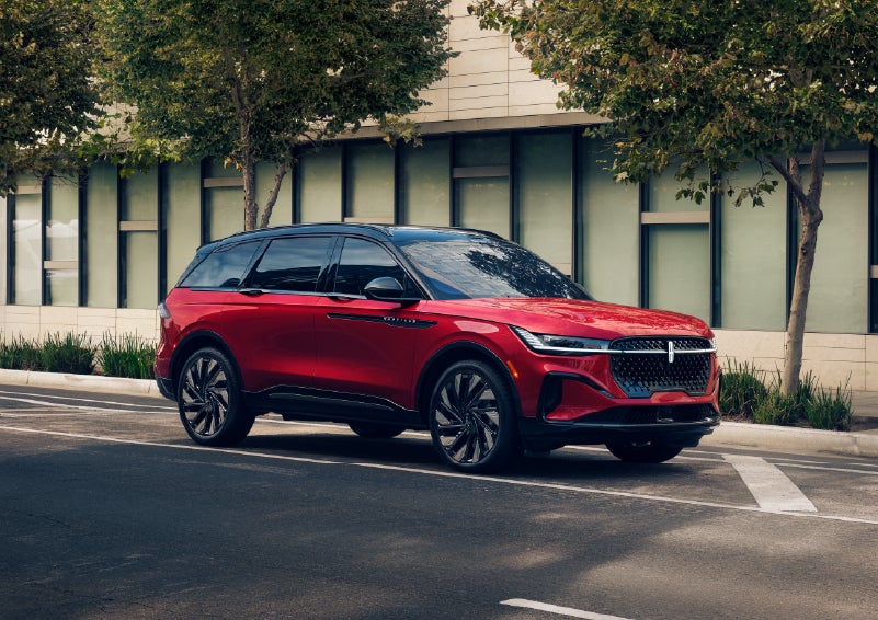 2026 Lincoln Nautilus® SUV with the available Jet Appearance Package and Hybrid transmission. | Midland Lincoln in Midland MI